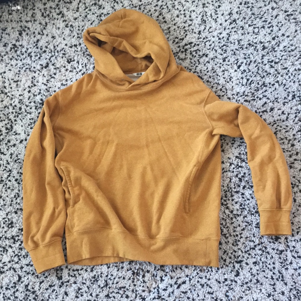 Uniqlo U Hoodie - Yellow / Gold